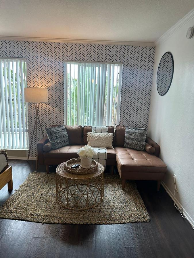 Gucci Mickey And Maxico Lofts Free Parking And Wifi Apartamento Los Ángeles Exterior foto